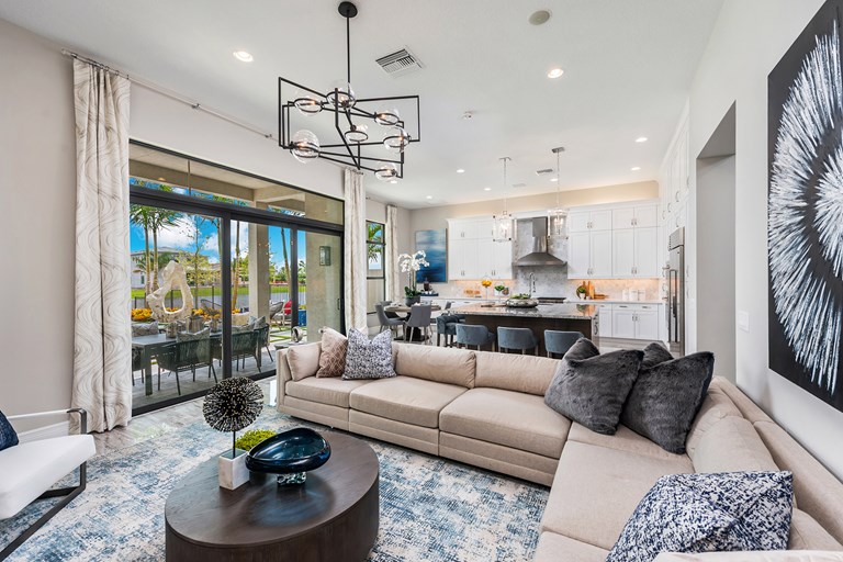 Anabelle Family Room - Kitchen