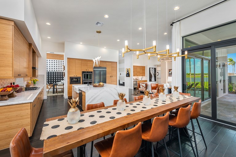 Palma Dining Room and Kitchen