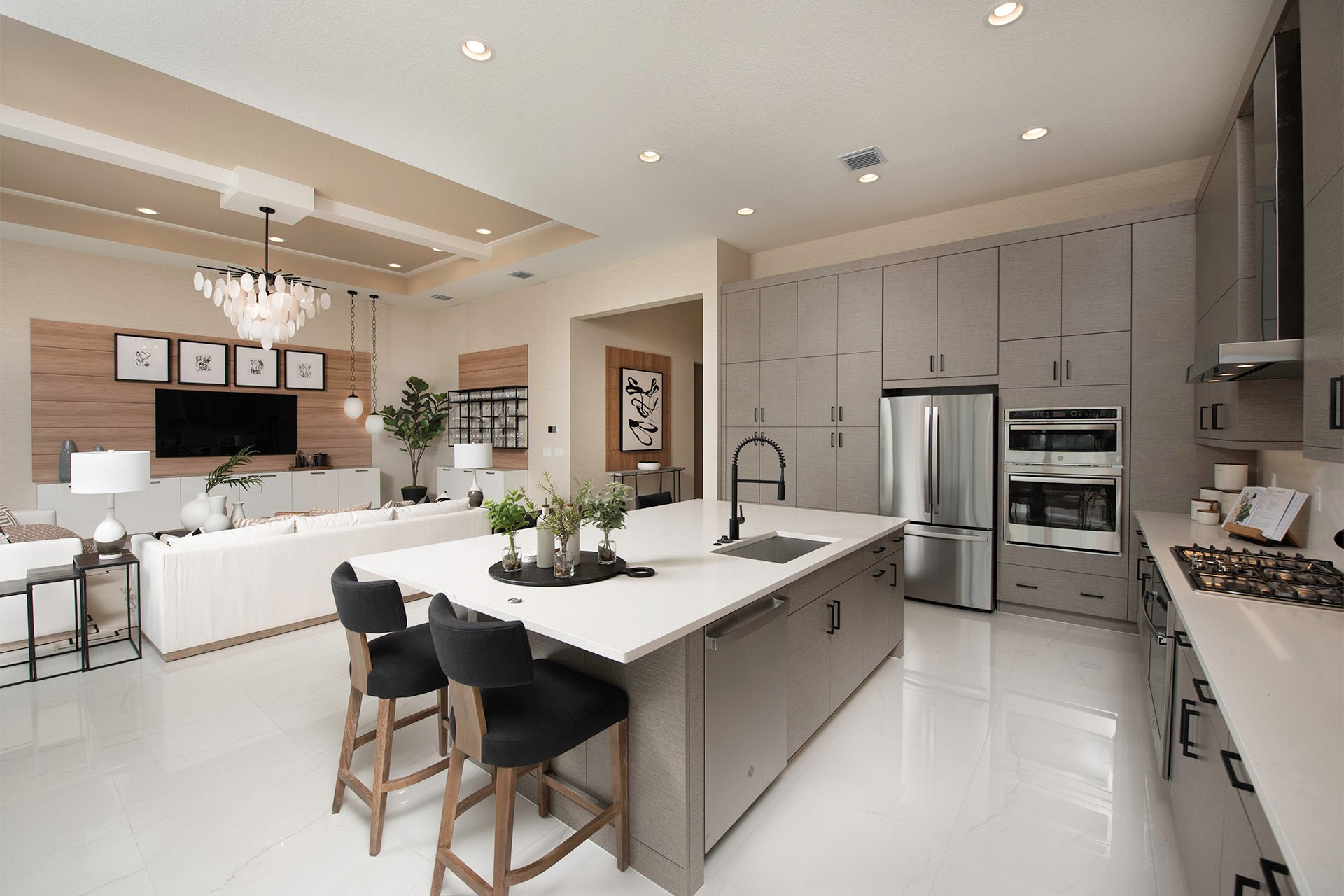 Santo Grand Kitchen and Great Room