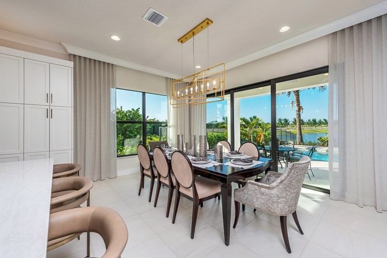 Santo Dining Room