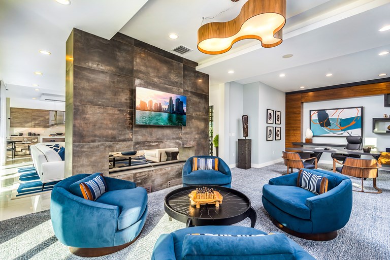 Maldives Game Room - Den