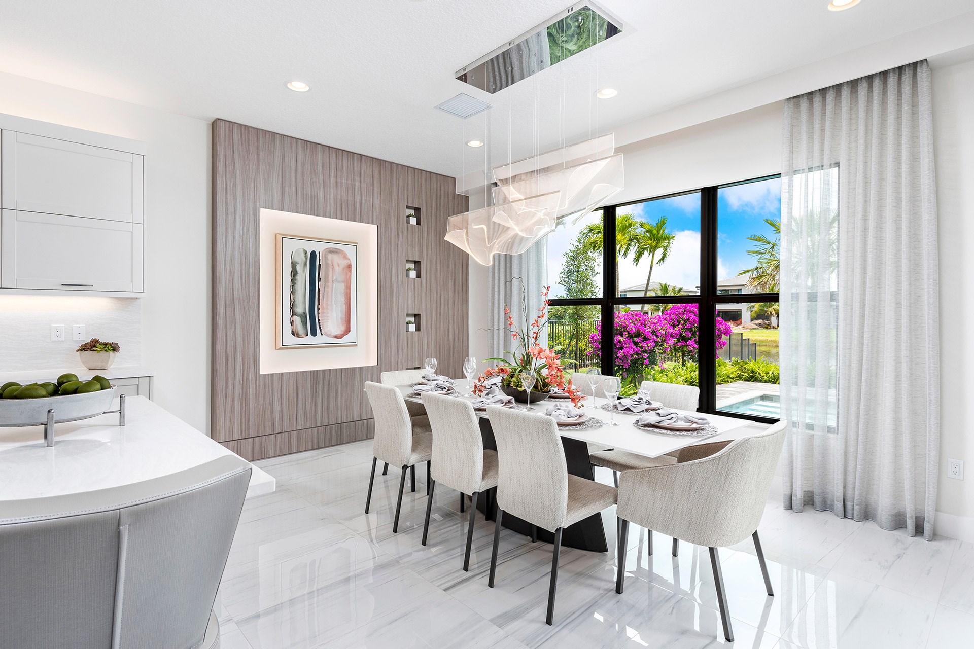 Honolulu Dining Room