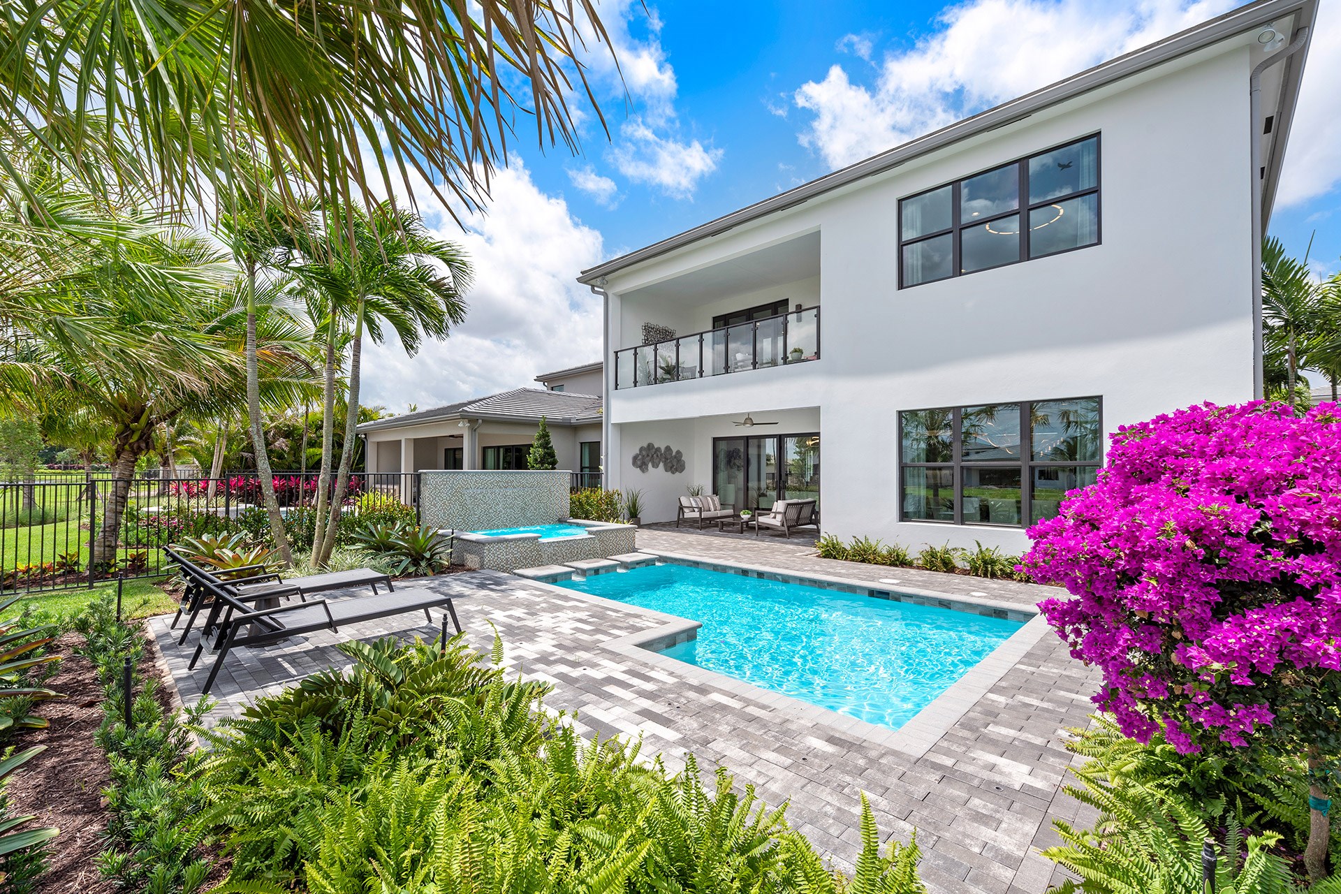 Honolulu Pool