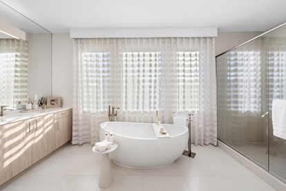 Sardinia Primary Bathroom