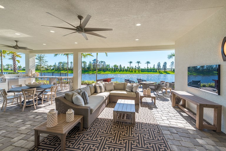 Carlyle Patio