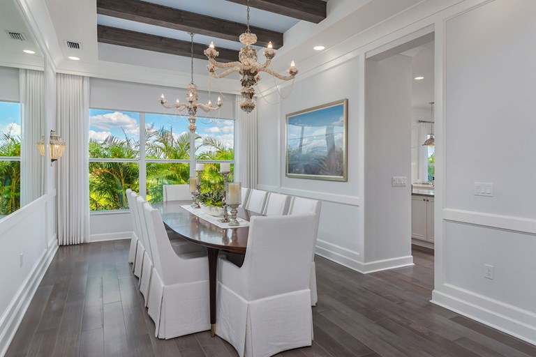 Charleston Grande Dining Room
