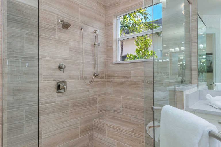 Charleston Grande Master Bath Shower