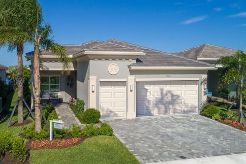 Cabernet/502: Front Elevation