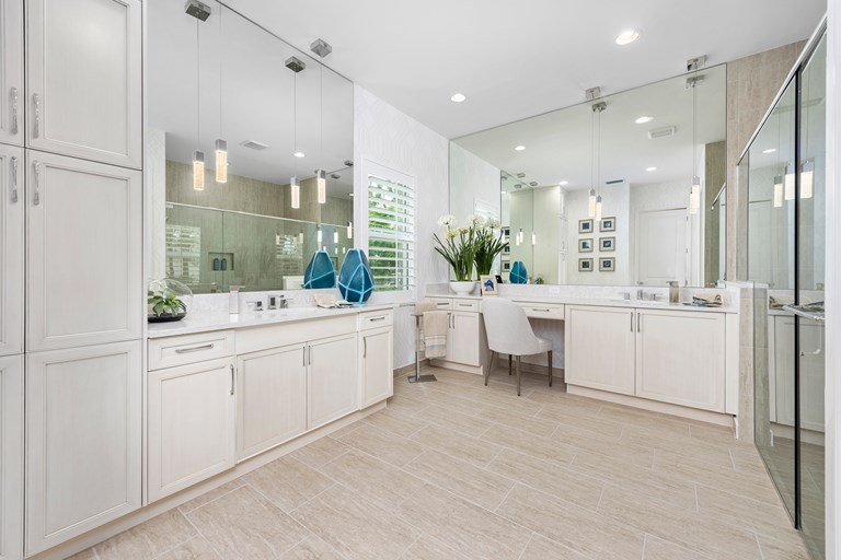 Riviera Master Bathroom