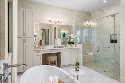 Vienna Grande Primary Bathroom