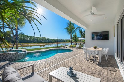 Halo Patio