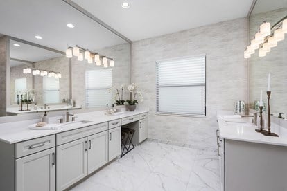 Madison II Primary Bath