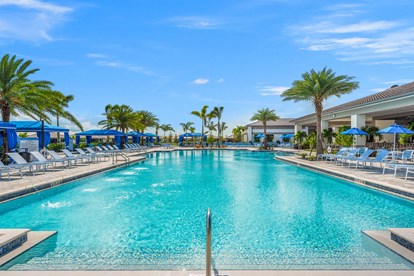 RESORT-STYLE POOLS