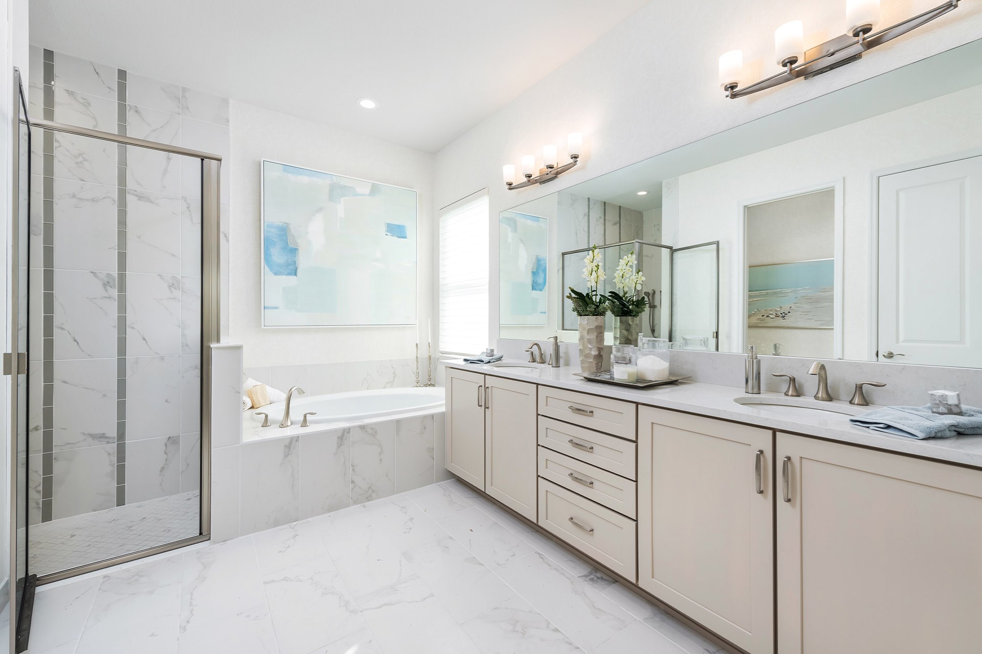 Laurel Master Bathroom
